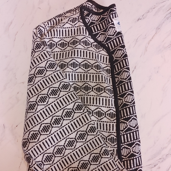 Slightly cropped blazer - Picture 3 of 4